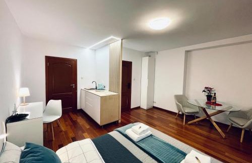 Mokotow Apartment | Beautiful Studio in Mokotów near Królikarnia Park 2