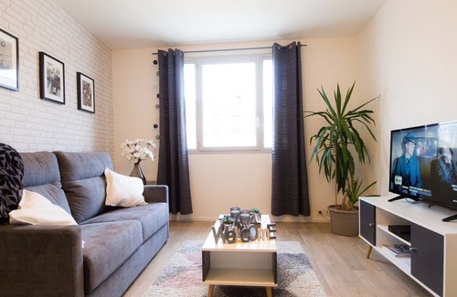 Tours Apartment | Beautiful Studio in the heart of Tours