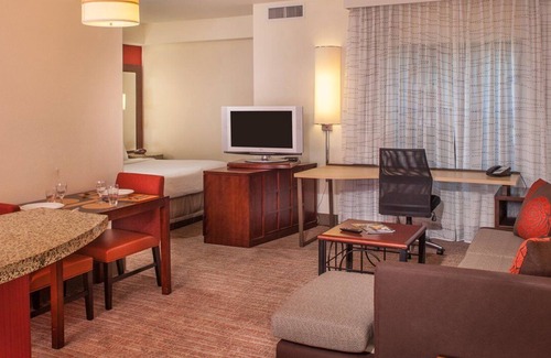 Prescott Apartment | Beautiful studio unit at resort, sleeps 4