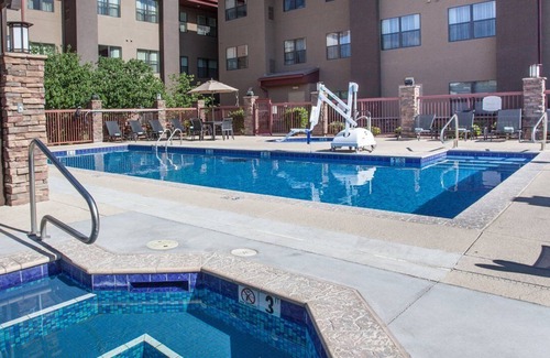 Prescott Apartment | Beautiful studio unit at resort, sleeps 4