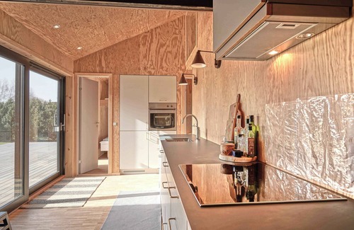 Arnager House | Beautiful summer house near the water