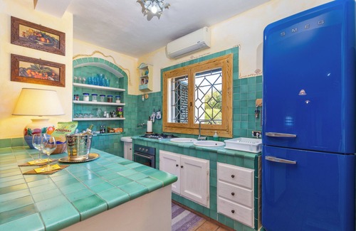 Cannigione Apartment | Beautiful Sun House Villa with Sea View, Wi-Fi, Balcony & Terrace