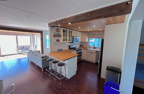 Leamington House | Beautiful sunsets await you at The Beach House