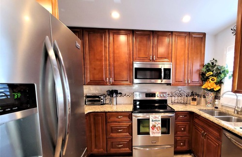 Apollo Beach Condo | Beautiful Sunsets! One level living w/some handicap grabrails