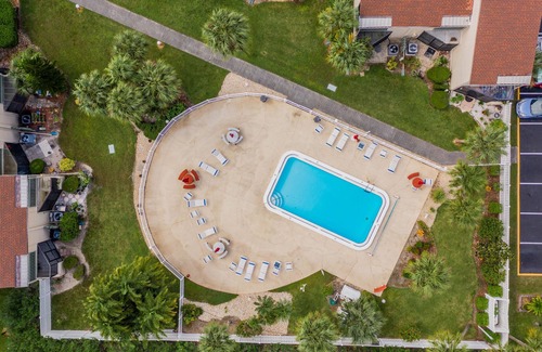 Apollo Beach Condo | Beautiful Sunsets! One level living w/some handicap grabrails