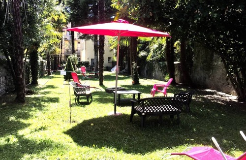 Lourdes Apartment | Beautiful T3 "design", 4 *, quiet in the garden, town center -2 bedrooms, 2/5 people