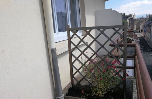 Tarbes Apartment | Beautiful T4 Apartment - BRIGHT with Balcony