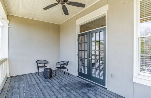 Central Business District House | Beautiful Townhouse at De Tonti Square