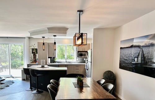 Brossard House | Beautiful Townhouse F1 GRAND PRIX WEEKEND ONLY in MONTREAL