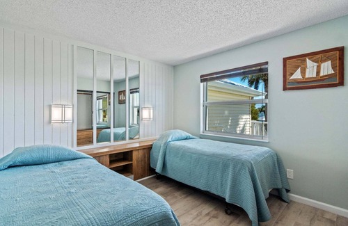 Sebastian Condo | Beautiful two bedroom condo, off Indian River in Sebastian ,FL..