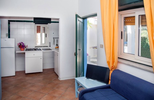 San Giorgio House | Beautiful two-room villa, right on the sea, swimming in the pool, culture and relaxation.