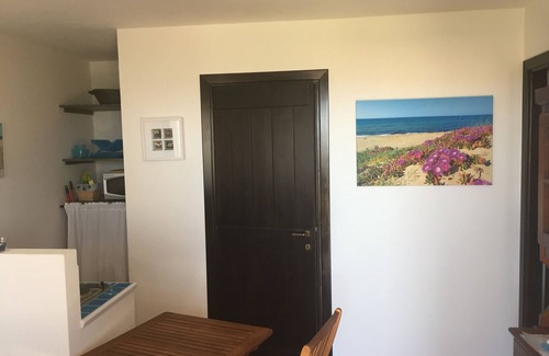 Porto Pino Apartment | Beautiful two-room apartment in a villa with air conditioning