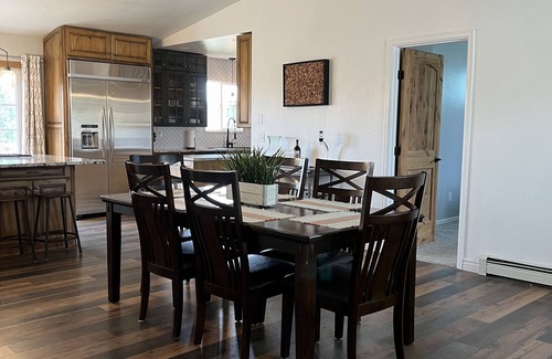Palisade House | Beautiful Updated Home on the Fruit and Wine Byway in Palisade Colorado