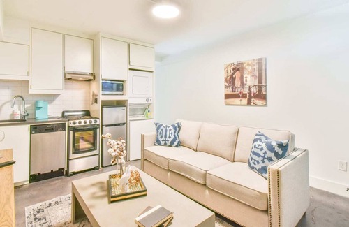 Virginia Highland Condo | Beautiful Updated Midtown Apartment