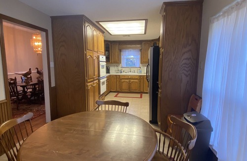 Morgans Point Resort House | Beautiful 3/2.5 home nestled on 3 wooded acres! Less than a mile to lake access!