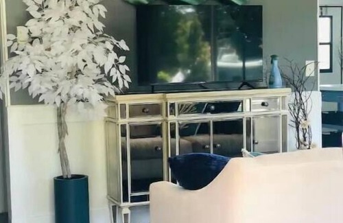 Port Hadlock House | Beautiful Oceanview Retreat 2 Bedroom Home