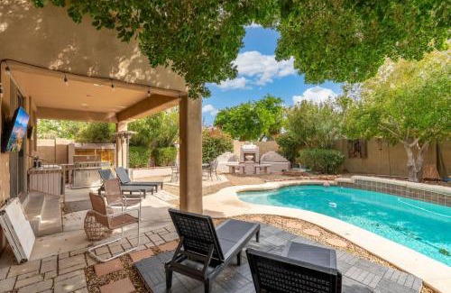 Palm Valley House | Beautiful Vacation Home Near Goodyear Attractions
