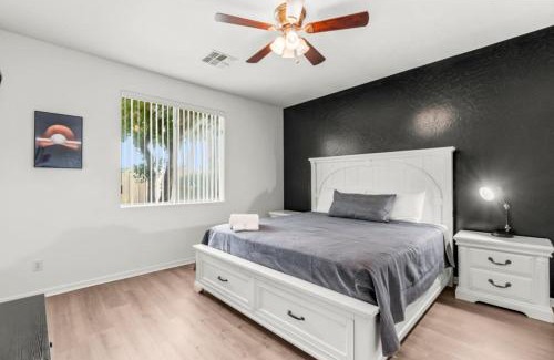 Palm Valley House | Beautiful Vacation Home Near Goodyear Attractions