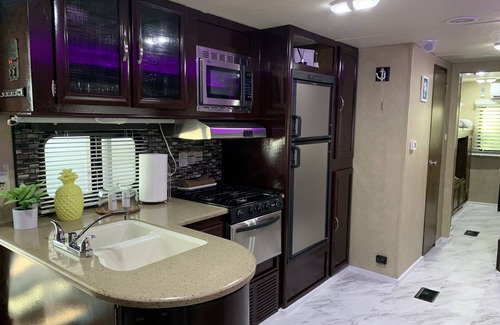 Key Largo Village House | Beautiful vacation mobile home at the Florida keys.