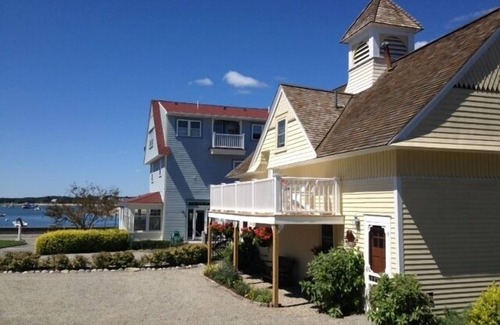 Buzzards Bay Apartment | Beautiful Victorian Carriage House w/Private Beach. Special Sun-Fri!