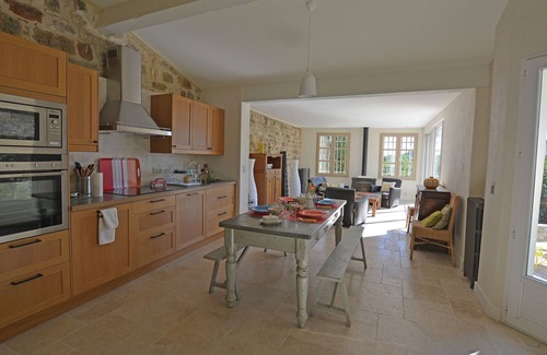 Castelnau-Valence Villa | Beautiful villa with private pool