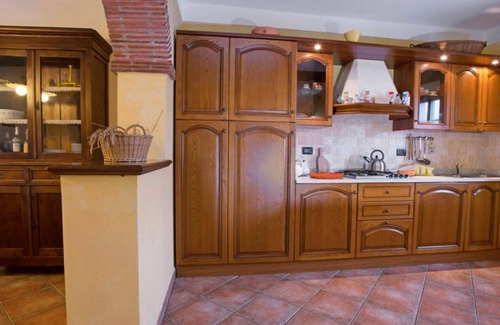 Camporgiano Villa | Beautiful villa for 8 people with WIFI, private pool, TV, pets allowed and parking
