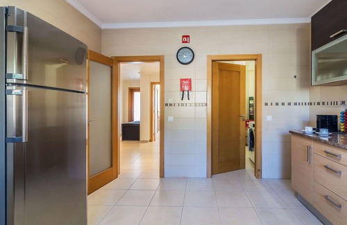 Monte Raposo House | Beautiful villa for 6 people with WIFI, pool, A/C, TV, terrace, panoramic view and parking