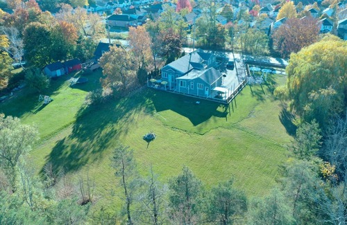 Courtice House | Beautiful villa for big family