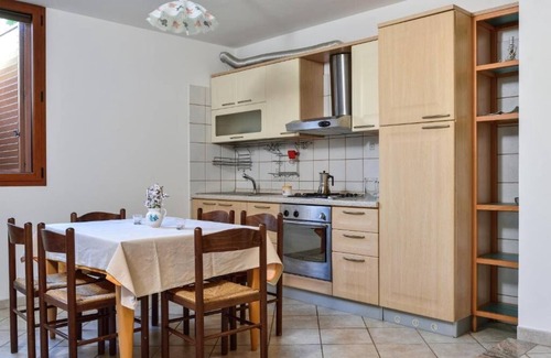 Villaggio delle Mimose Villa | Beautiful Villa, GINESTRE 1, sea view and 100 meters from the sea (Peppino rock
