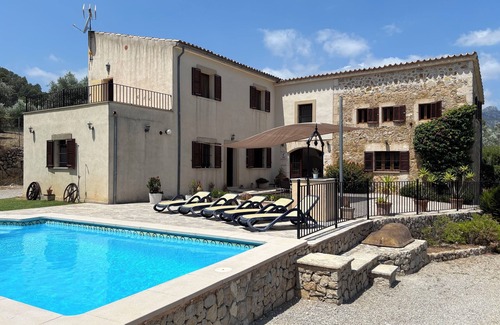 Selva Villa | Beautiful Villa in Majorca with pool, wifi and fabulous view to the mountains