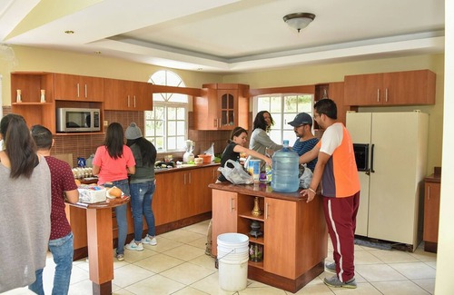 Tegucigalpa Villa | Beautiful Villa in the middle of the Forrest