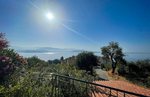 Kentroma Villa | Beautiful Villa, short walk to Agni Beach, heated pool with stunning views