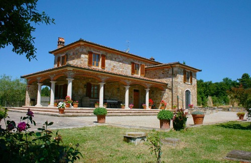 Lucignano Villa | Beautiful villa with private pool only 3 km from Lucignano with panoramic views of the Valdichiana h