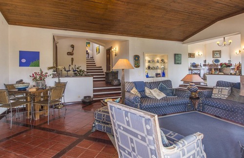 Zambujal Villa | Beautiful villa with private swimming pool, located in a quiet area near Lisbon