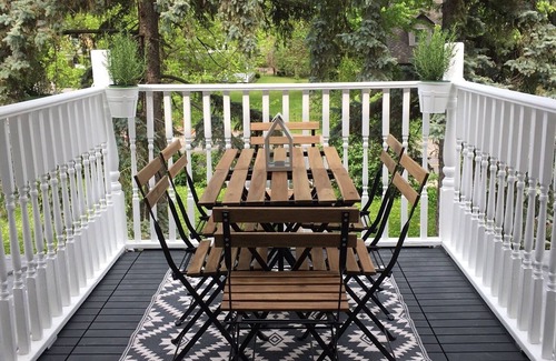 Ahuntsic Apartment | Beautiful/vintage 9 rooms apartment on 2 floors!