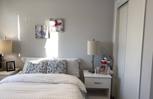 Richmond Hill House | Beautiful, Warm and Cozy Home in Richmond Hill