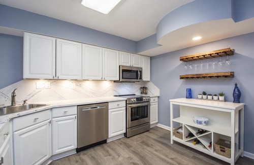 St. Petersburg Condo | BEAUTIFUL WATERFRONT CONDO! 2BR, 2bath on Boca Ciega Bay