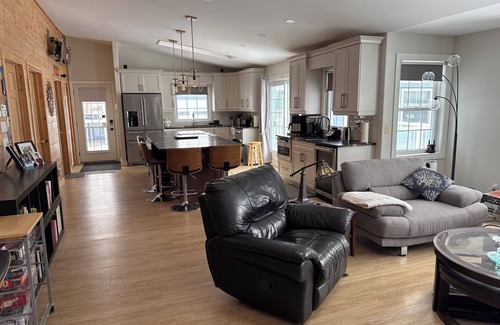 Port Loring House | Beautiful waterfront home minutes to Port Loring-family friendly, smoke/pet free