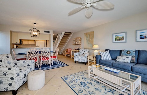 Bokeelia Condo | Beautiful waterfront condo with gulf access