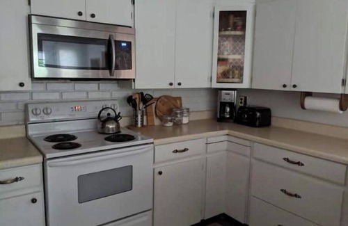 Otonabee-South Monaghan Cottage | Beautiful waterfront vacation home with a view!