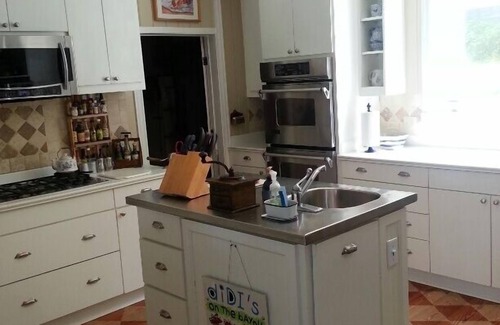 Little Kowaliga House | Beautiful Waterfront Lake Home near Real Island and 6 min from The Landing!
