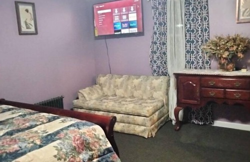 Queens Apartment | Beautiful welcoming apartment