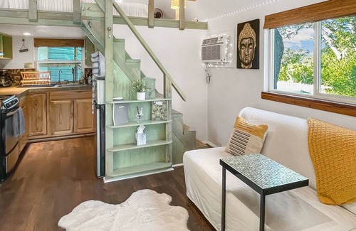 Canyon Lake Cabin | Beautiful Zen Cabin in Canyon Lake! Only 5 minutes from the lake and river!