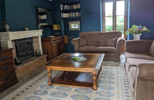 Saint-Georges-de-Noisne House | Beautifully renovated Farmhouse with private pool