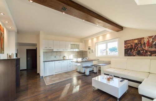 Gan Villa | Beautifull home near the mountains in France
