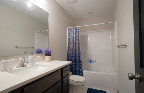 Inver Grove Heights House | Beautifull new property close to airport