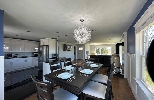 Alexandria Bay House | Beautifully Appointed Home in Alexandria Bay, NY - the HEART of the 1000 Islands