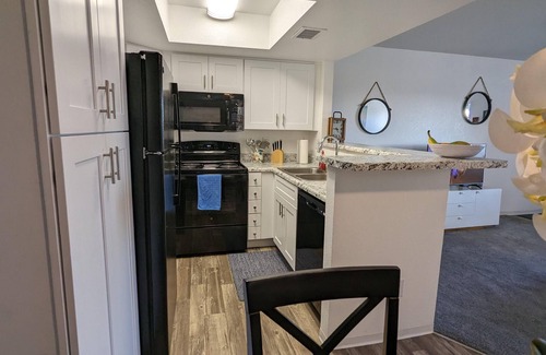 North Mountain Condo | Beautifully furnished two bedroom condo with New interior & Fun Amenities