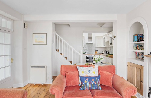 Dittisham Cottage | Beautifully Presented Cottage for Four with Wood Burner