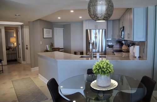 Sand Key Condo | Beautifully Remodeled luxurious Sand Key beach Condo with WORLD CLASS VIEWS